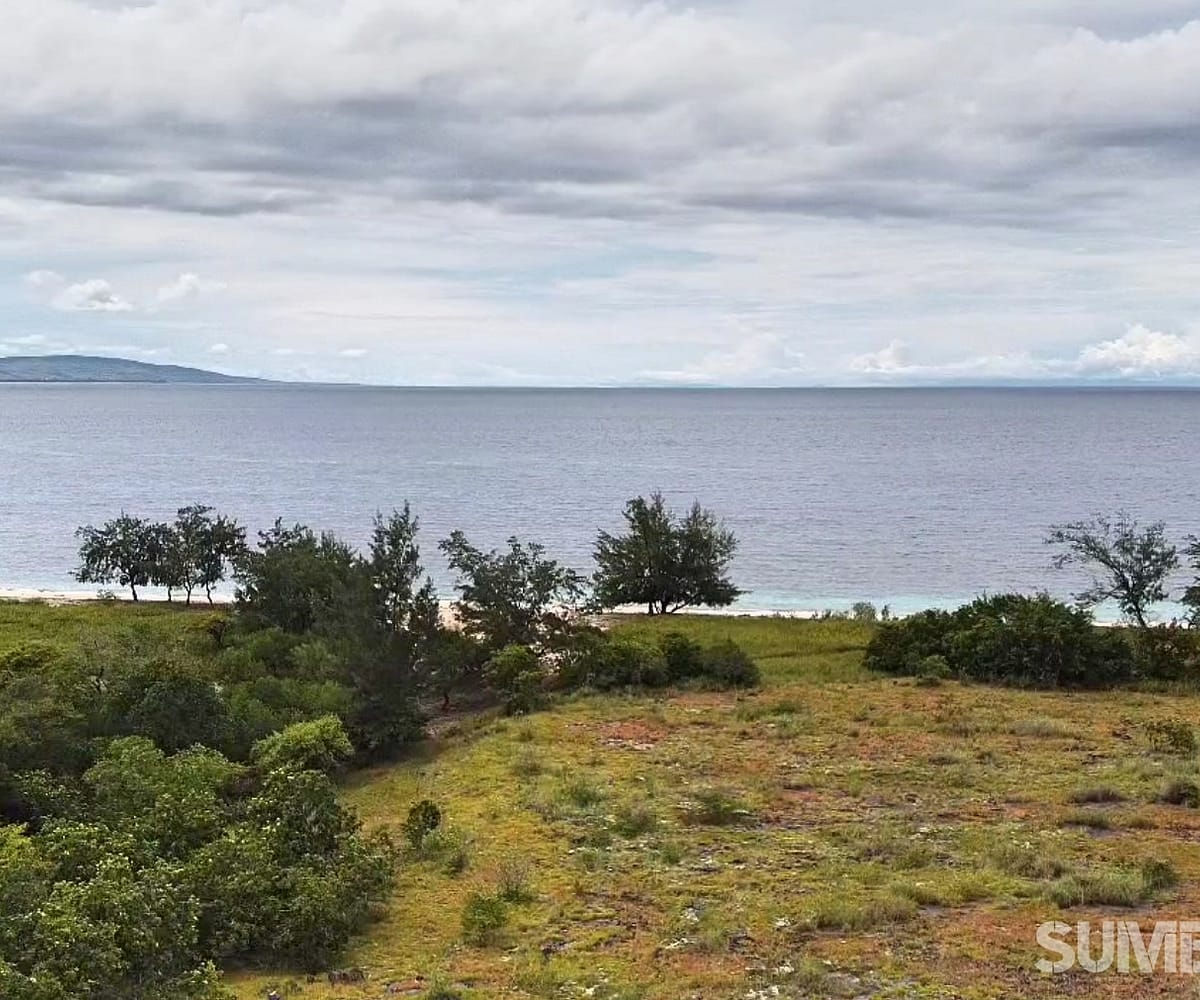Hamba Praning 2ha beachfront land for sale in Sumba Indonesia