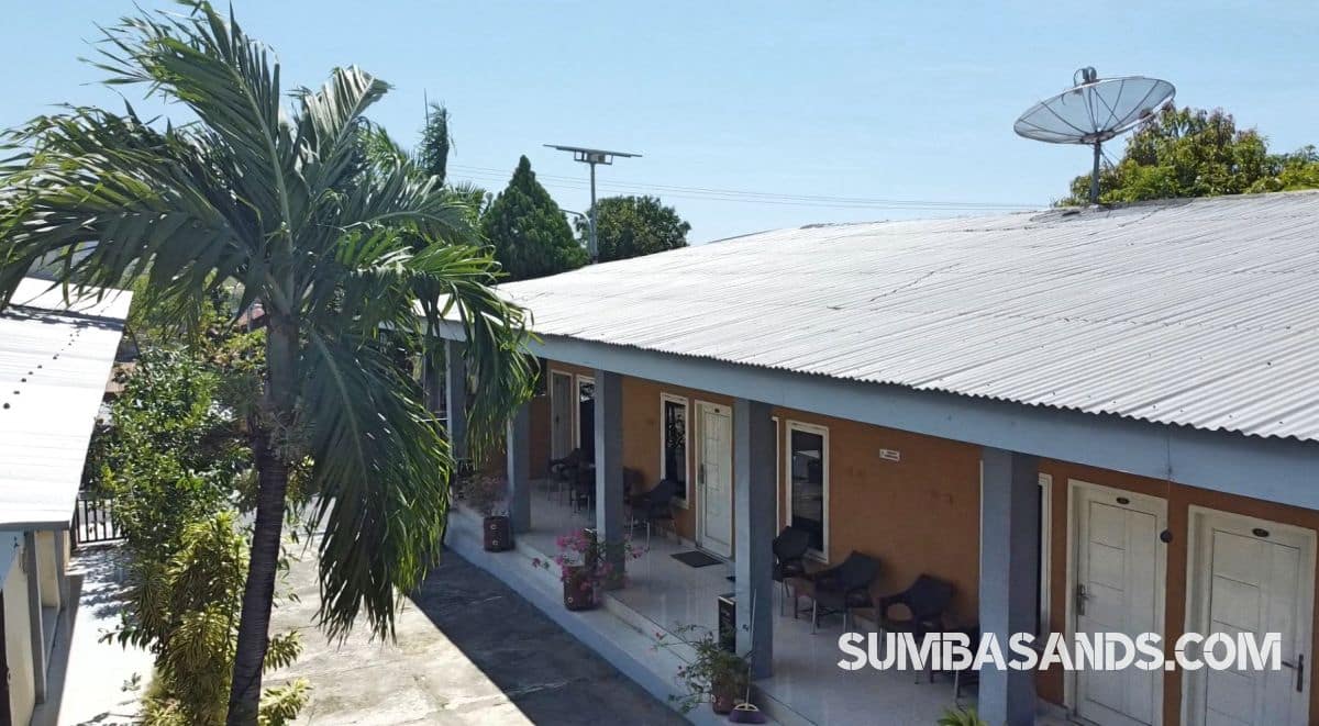 Profitable homestay in Waingapu Sumba with 80% occupancy, 11 rooms, and expansion potential. Rare city investment opportunity in East Sumba.