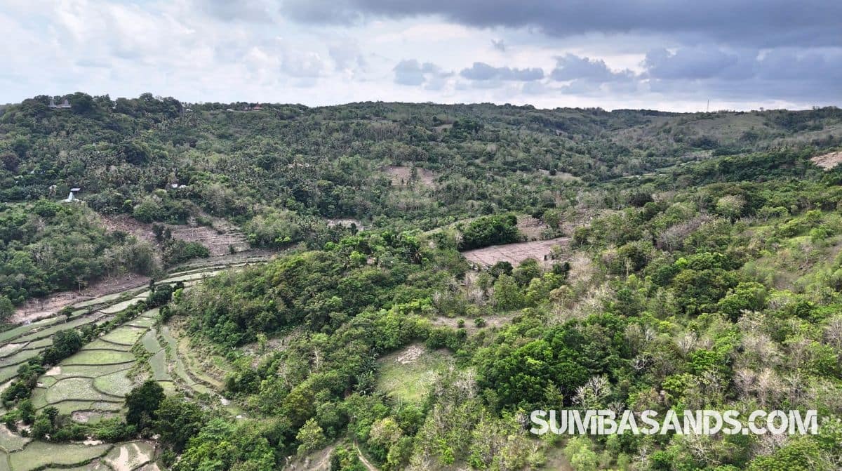 Southwest Sumba 1.6ha Hill Plot With Ocean View I Rua Beach
