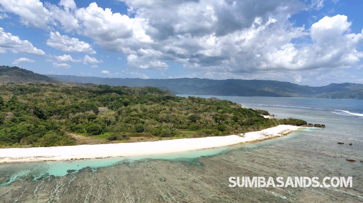 Sumba 23ha Peninsula Beachfront Land for Sale | Matauki Bay Investment Opportunity